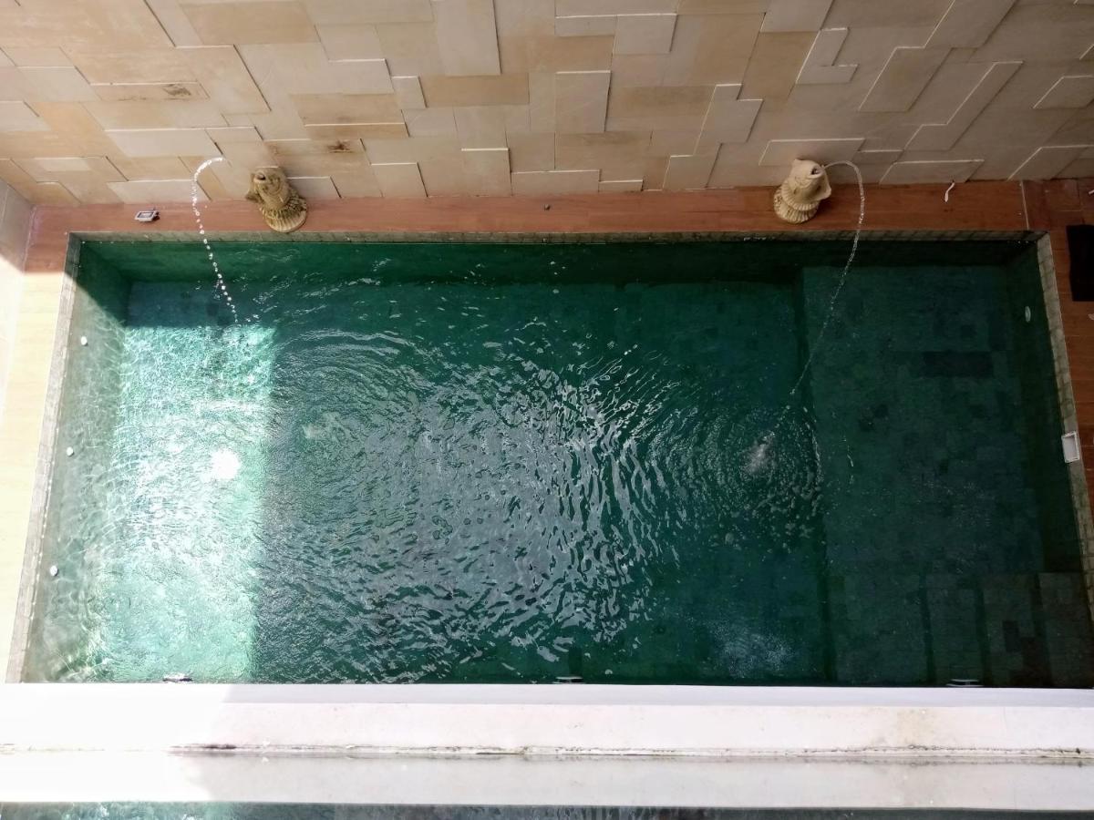 Villa Valencia 巴图 外观 照片